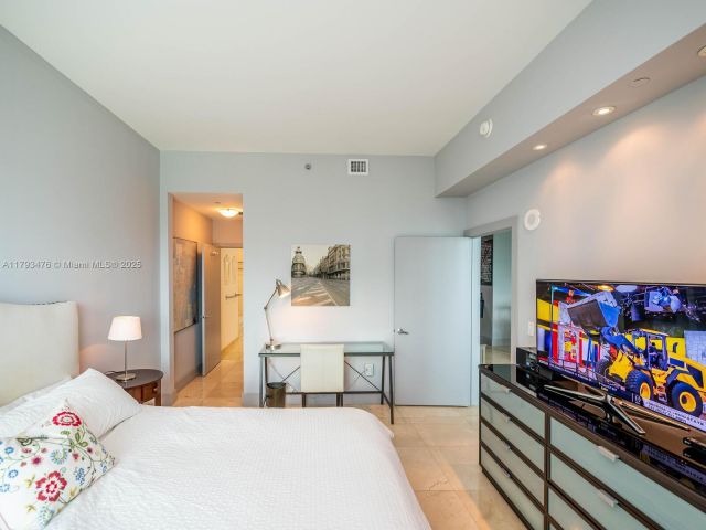 Продажа квартиры #4104 - фото 5980017