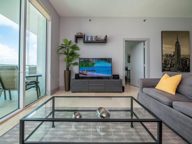 Продажа квартиры #4104 - фото 5980024