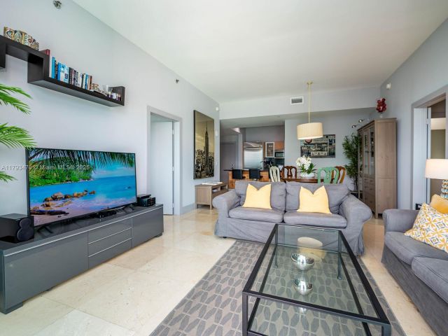 Продажа квартиры #4104 - фото 5980025