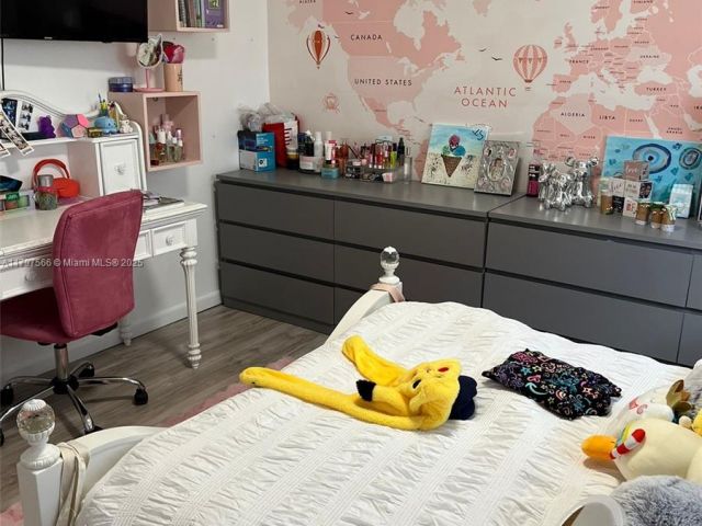 Дом в аренду по адресу 20375 NE 22nd Pl - фото 5971472