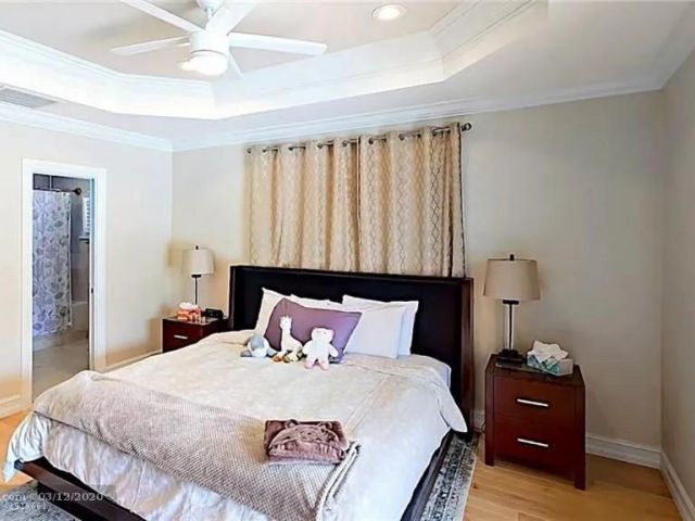 Продажа дома по адресу 4041 NE 34th Avenue - фото 5981646