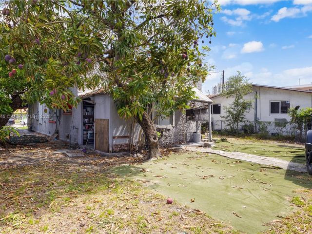 Продажа дома по адресу 34 NW 34th Ter - фото 5987225