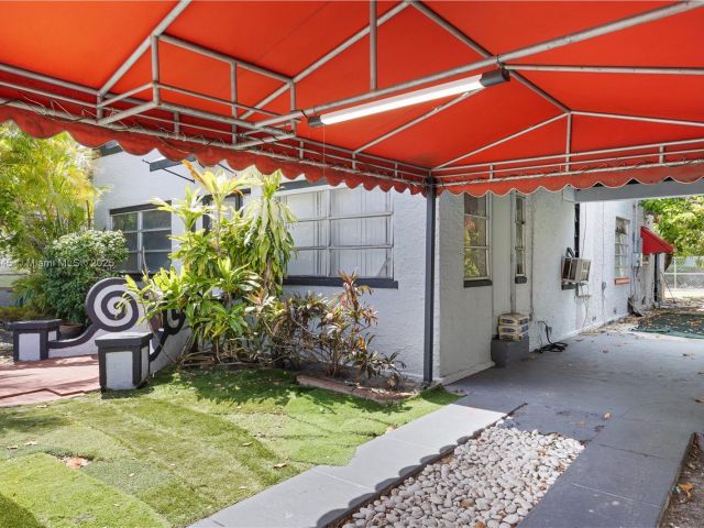 Продажа дома по адресу 34 NW 34th Ter - фото 5987226