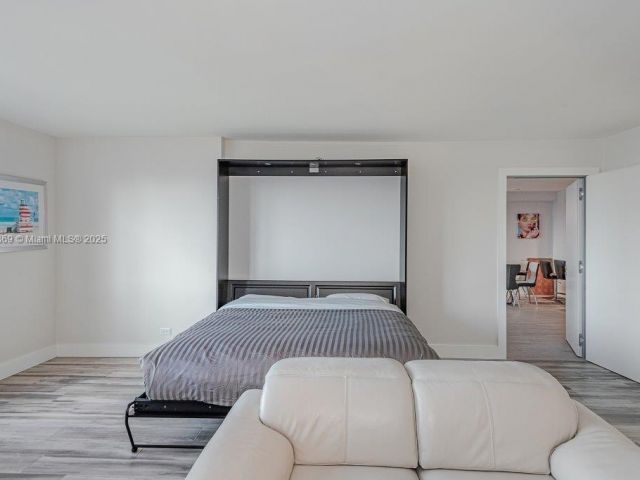 Продажа квартиры #1532 - фото 6029056