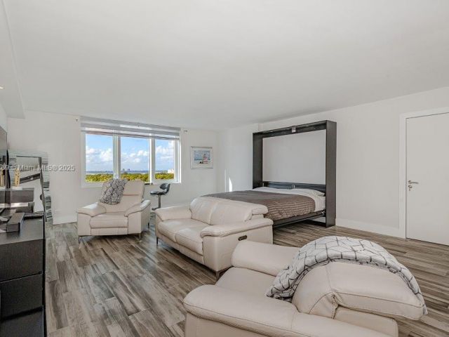 Продажа квартиры #1532 - фото 6029067