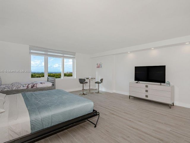 Продажа квартиры #1531 - фото 5974312