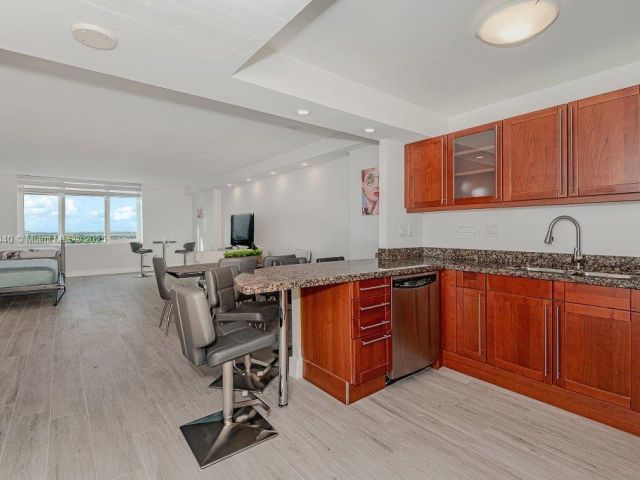 Продажа квартиры #1531 - фото 5974317