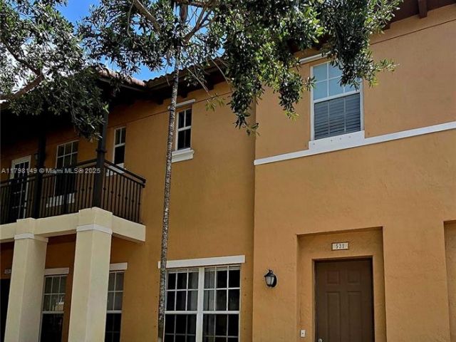 Продажа дома по адресу 531 SW 147th Ave 2-4 - фото 6000030