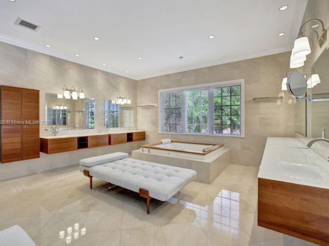 Дом в аренду по адресу 797 Ridgewood Rd - фото 5975690