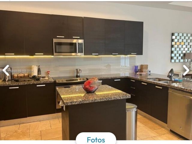 Продажа дома по адресу 5200 NW 83rd Ct - фото 5976453