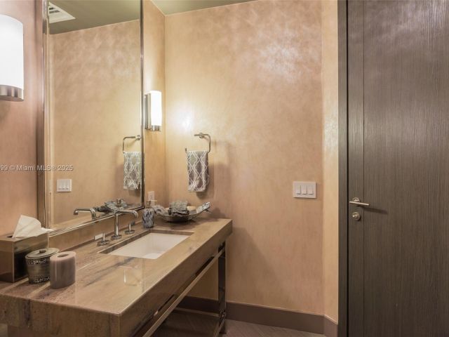 Продажа квартиры #2100 - фото 5979455