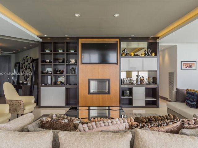 Продажа квартиры #2100 - фото 5979471