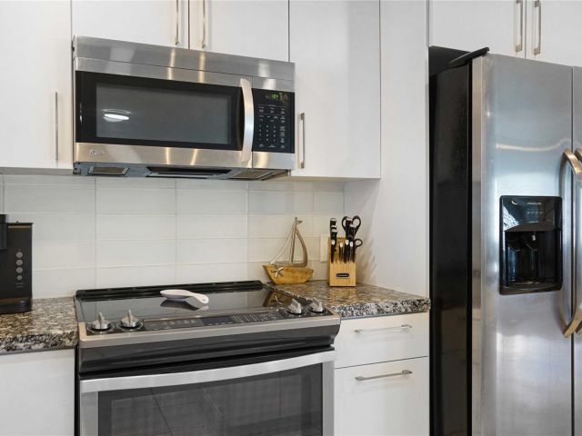 Дом в аренду по адресу 2716 N Ocean Blvd - фото 6003022