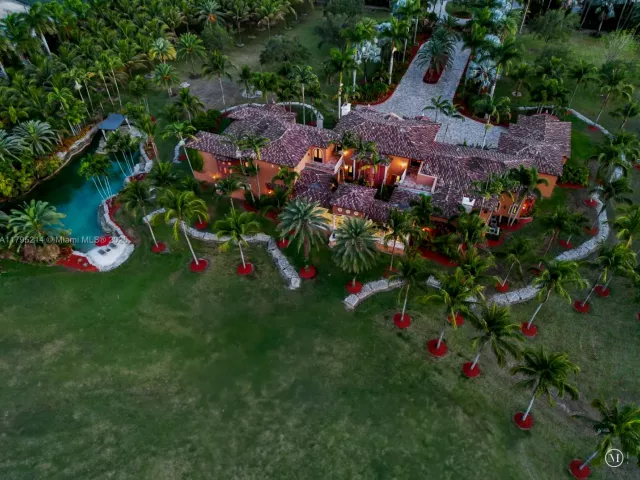 Продажа дома по адресу 17201 SW 248th St - фото 6046811