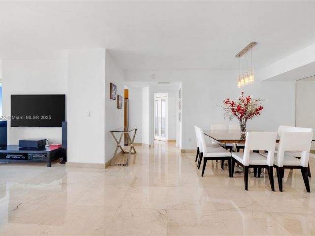 Продажа квартиры #3202 - фото 5977979