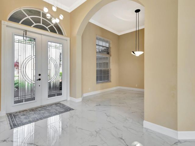 Продажа дома по адресу 19236 Bay Leaf Court - фото 6015497