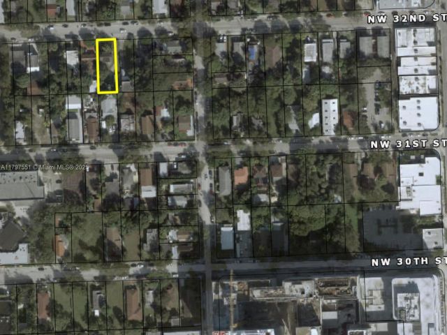 Продажа дома по адресу 134 NW 32nd St - фото 5978085