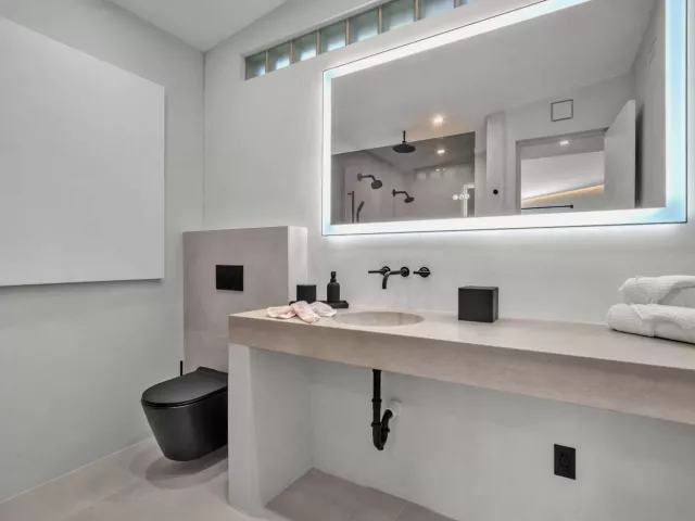 Продажа дома по адресу 120 NE 25th Street - фото 7992763