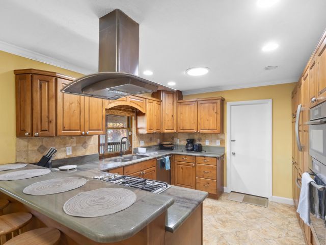 Дом в аренду по адресу 1059 Carambola Circle - фото 5983000