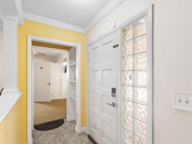 Дом в аренду по адресу 1059 Carambola Circle - фото 5983006