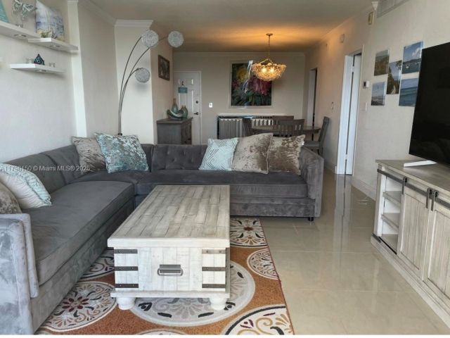 Продажа квартиры #1228 - фото 5980358