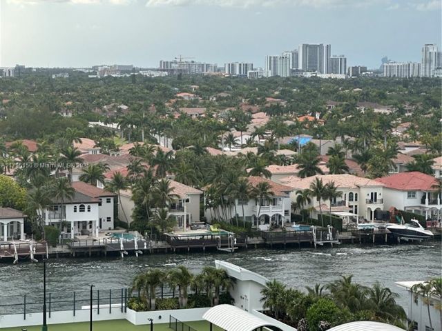 Продажа квартиры #1228 - фото 6033054