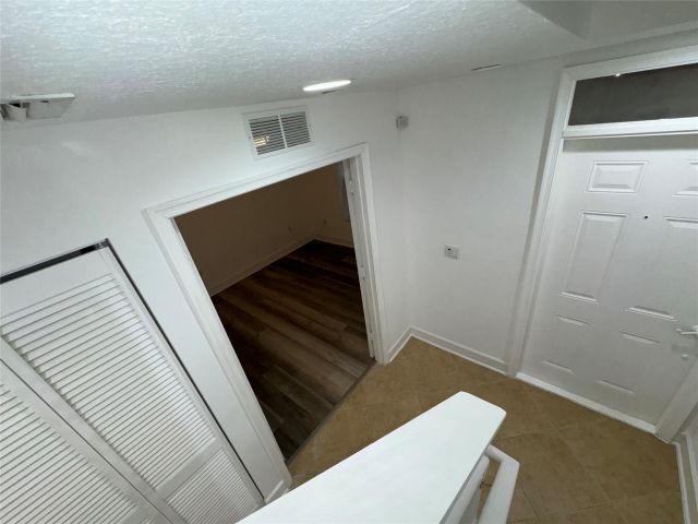 Продажа дома по адресу 1033 NE 17th Way 605 - фото 5981465