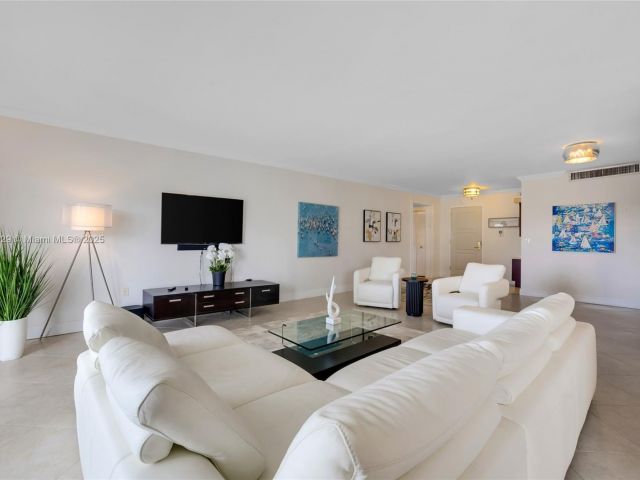 Продажа квартиры #5S - фото 5997236