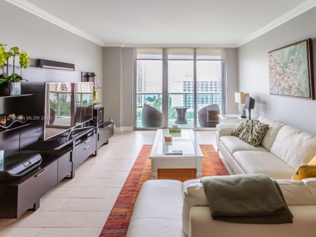 Продажа квартиры #1403 - фото 5987566