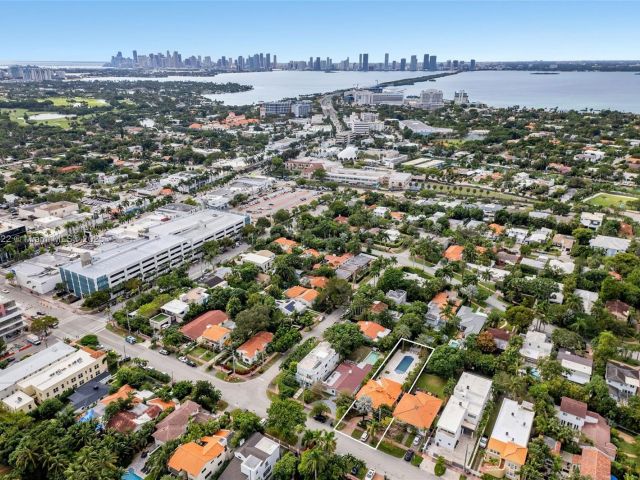 Продажа дома по адресу 4316 Sheridan Ave - фото 5985973