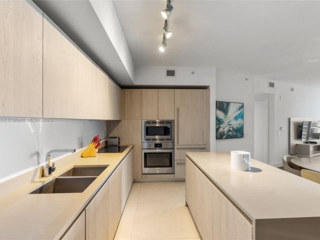 Квартира в аренду номер2307 - фото 5989714