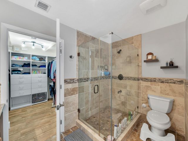 Продажа дома по адресу 1870 NE 197th Ter - фото 5996964