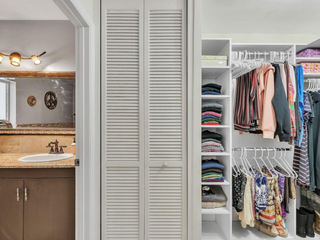 Продажа дома по адресу 1870 NE 197th Ter - фото 5996968