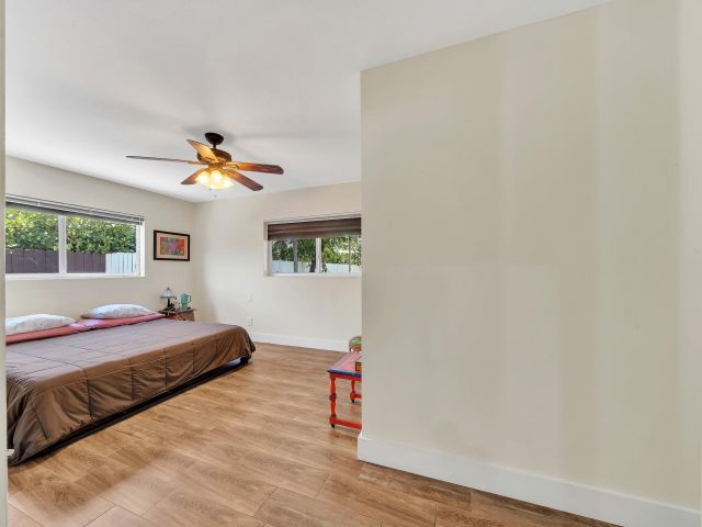 Продажа дома по адресу 1870 NE 197th Ter - фото 5996973