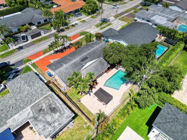 Продажа дома по адресу 1870 NE 197th Ter - фото 5996978