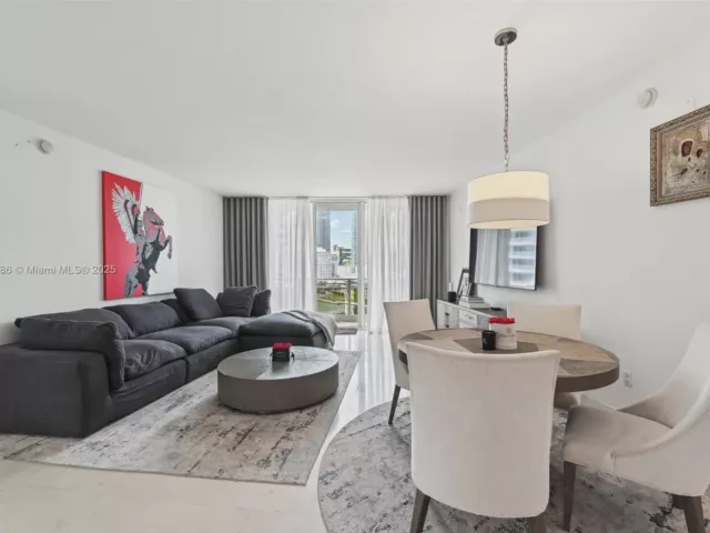 Продажа квартиры #1009 - фото 6007181