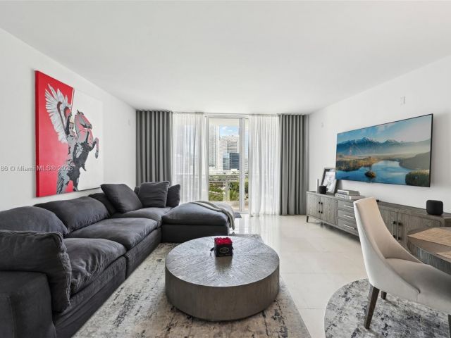 Продажа квартиры #1009 - фото 6007177