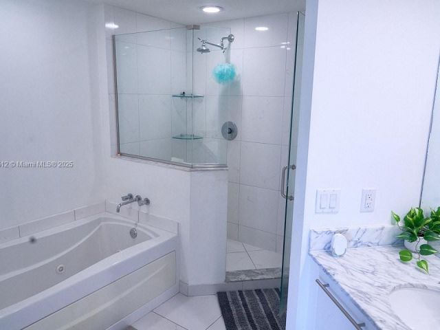 Продажа квартиры #1907 - фото 6088663