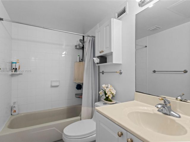 Продажа квартиры #1614 - фото 6011202