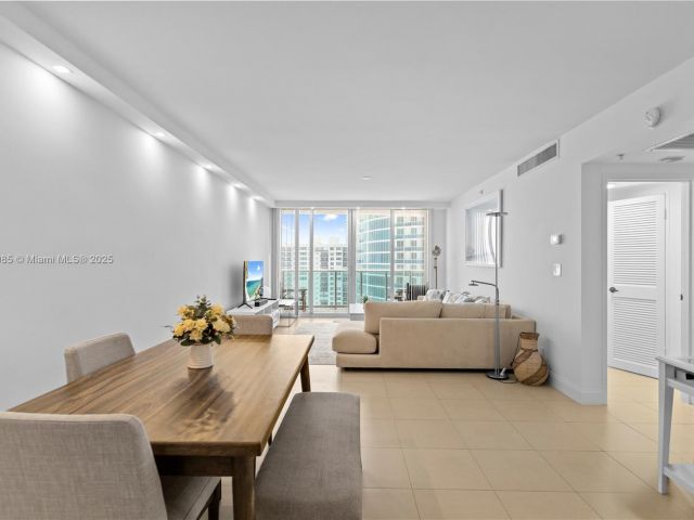 Продажа квартиры #1614 - фото 6011213