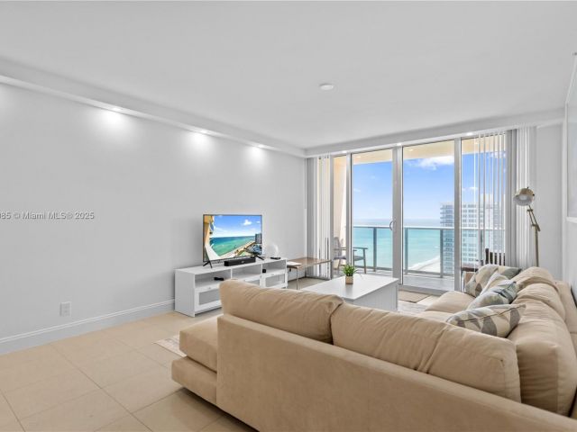 Продажа квартиры #1614 - фото 6011217