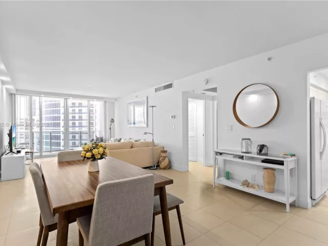 Продажа квартиры #1614 - фото 6011215