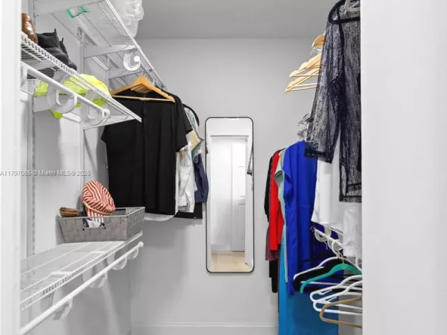 Продажа квартиры #1614 - фото 6011204