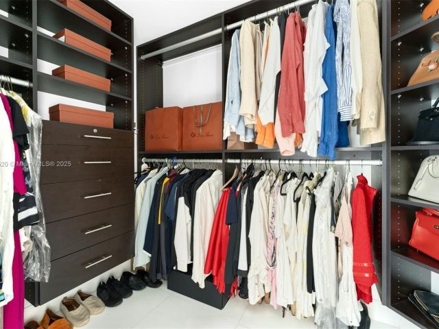 Продажа квартиры #5206 - фото 6900576