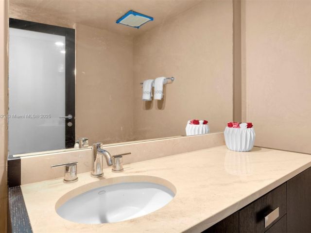 Продажа квартиры #5206 - фото 6900577