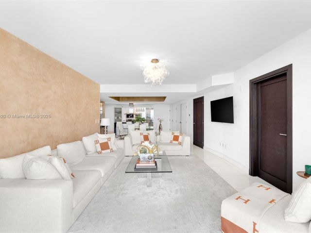 Продажа квартиры #5206 - фото 6900593