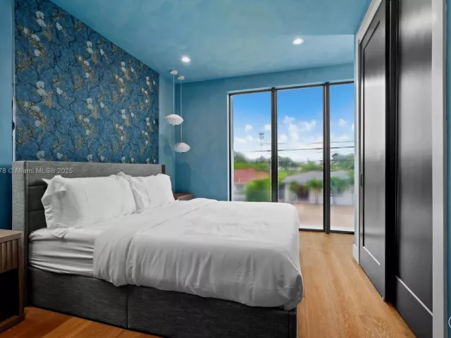 Дом в аренду по адресу 410 NW 52nd St 410 - фото 6031459