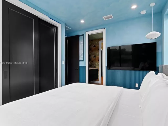 Дом в аренду по адресу 410 NW 52nd St 410 - фото 6031457