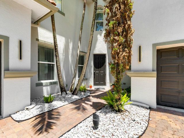 Продажа дома по адресу 682 Cresta Circle - фото 6003568