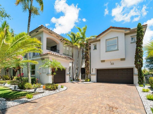 Продажа дома по адресу 682 Cresta Circle - фото 6003570